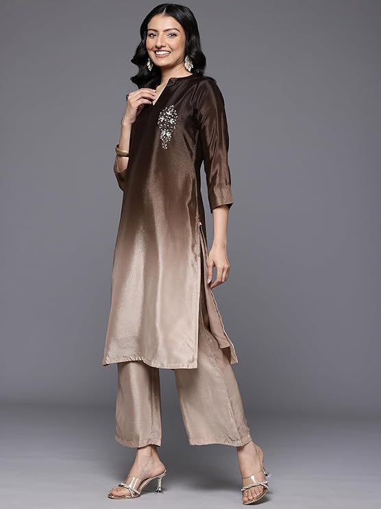 Varanga Women's Silk Blend Solid Regular Kurta – Elegant, Comfortable & Timeless Ethnic Wear